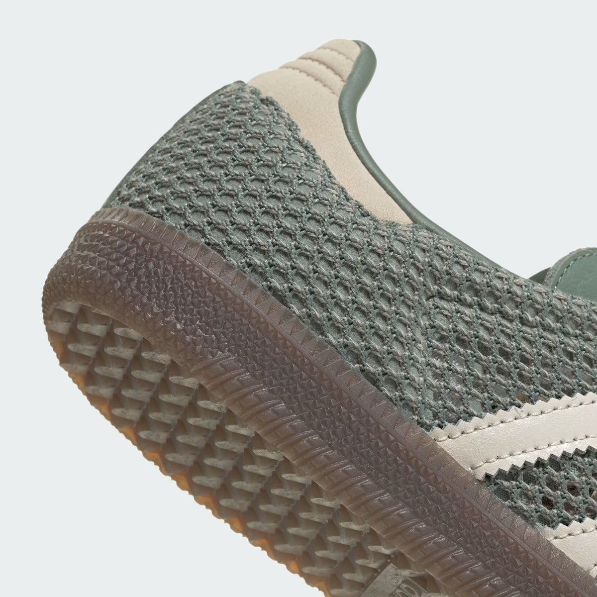 New Balance 9060 “Γκρι Χαλαζίας”